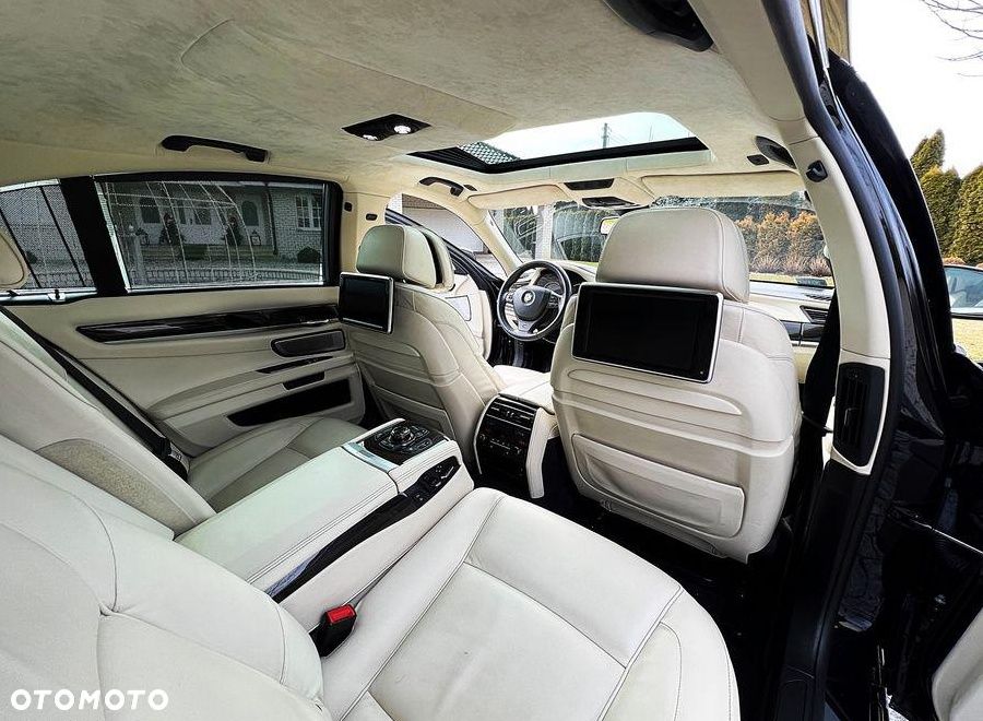 BMW Seria 7 750d xDrive - 11