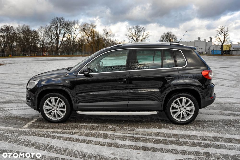 Volkswagen Tiguan - 2