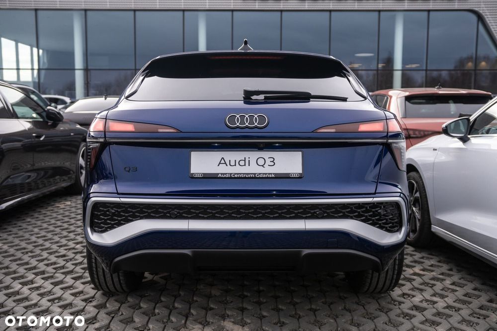 Audi Q3 Sportback - 4