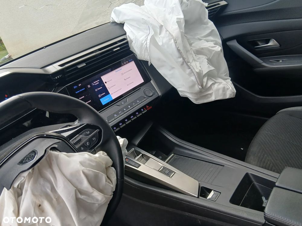 Peugeot 308 BlueHDi 130 EAT8 Business - 14