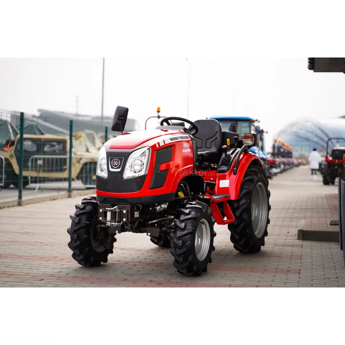 Massey Ferguson MF6028 - 11