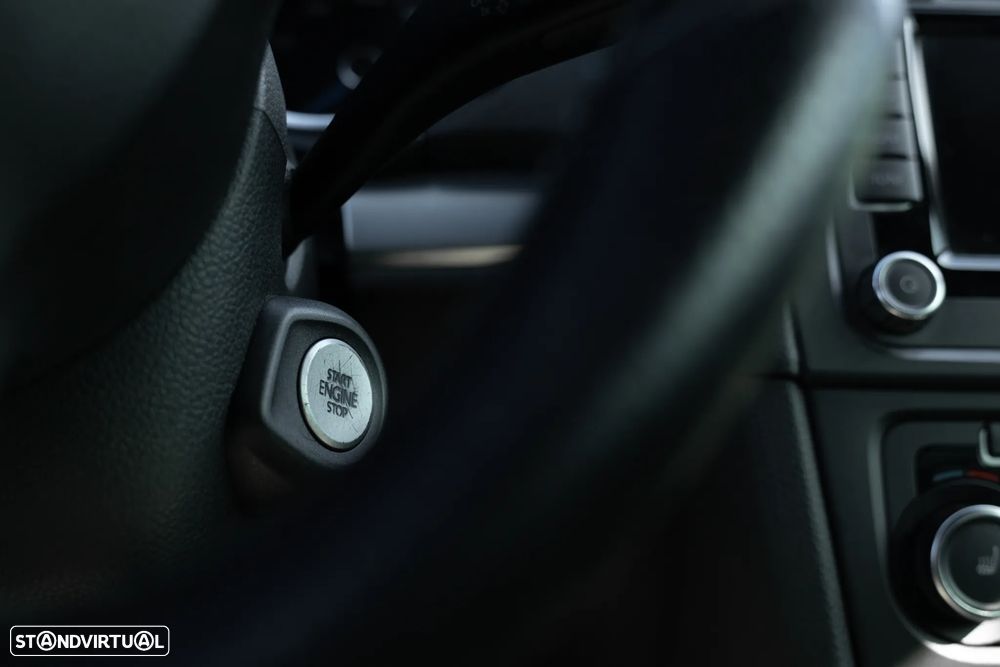 VW Golf 2.0 R DSG - 27