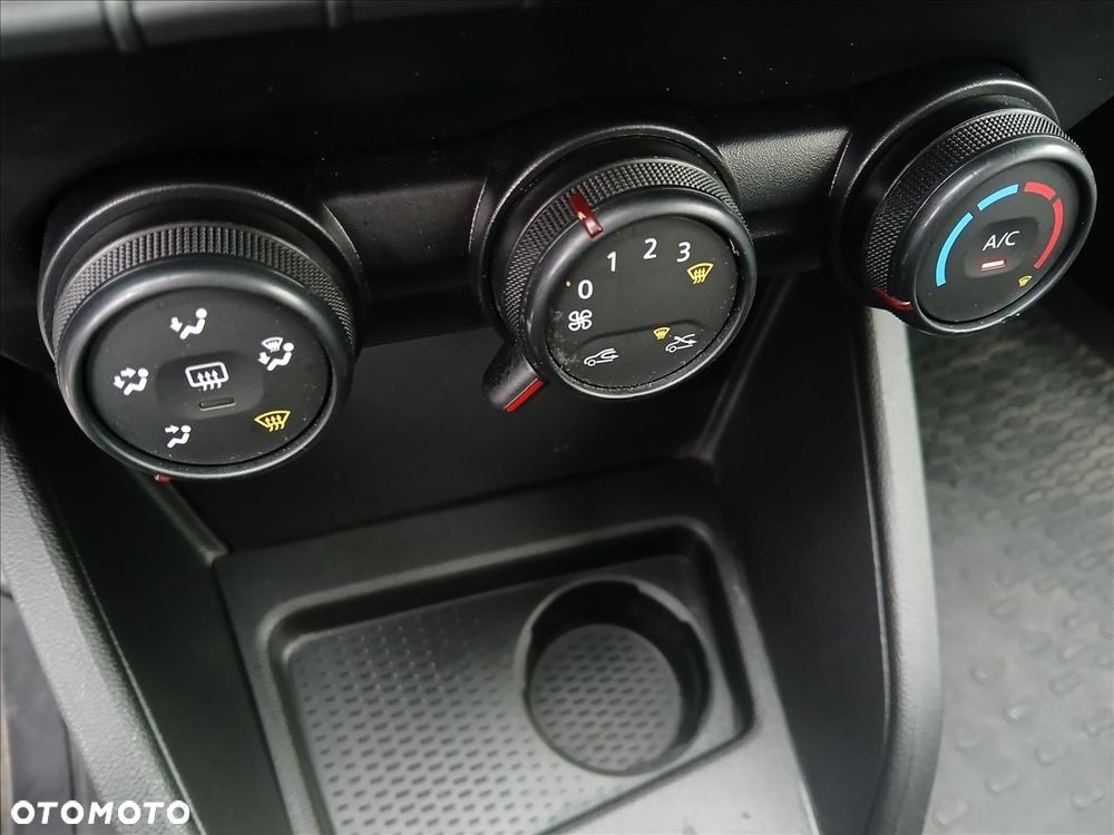 Dacia Duster 1.0 TCe Essential - 16