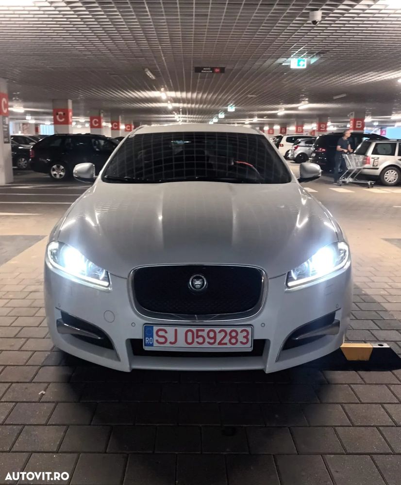 Jaguar XF - 15