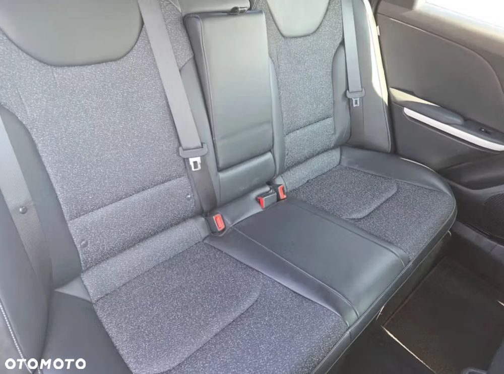 Kia K4 - 22