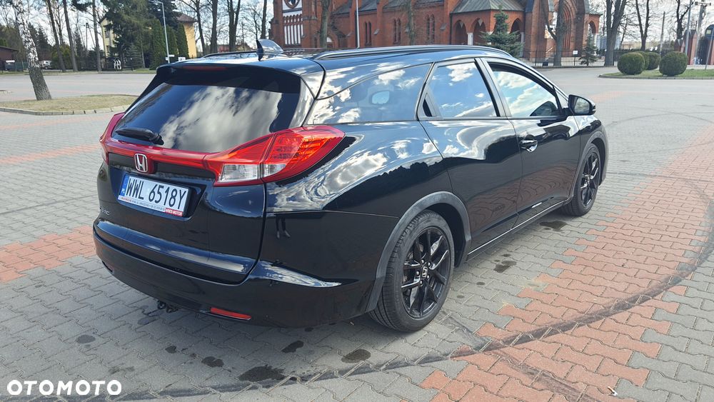 Honda Civic 1.8 Style Edition (Honda Connect+) - 5