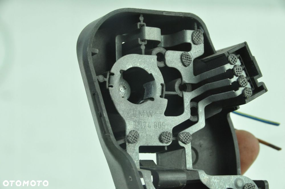 Bmw E46 Wkład Lampy Oprawka Gniazdo Żarówki W Klapę Lewy Tył 8374809 - 3