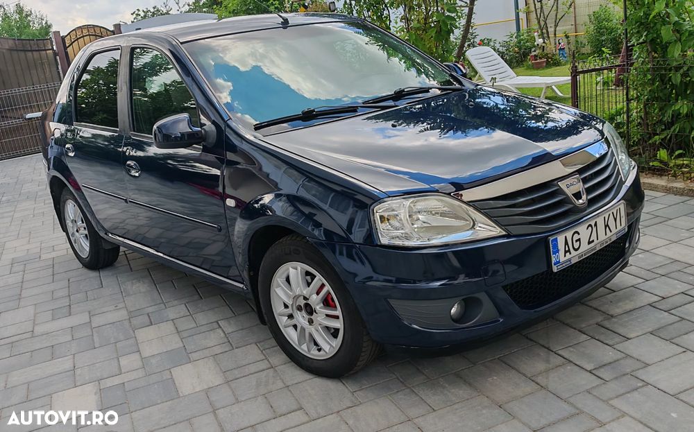 Dacia Logan 1.6 16V Prestige - 1