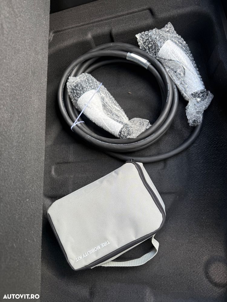 Hyundai KONA BEV 156 CP 48.4 kWh Premium - 20