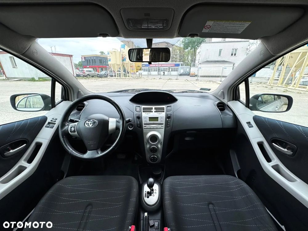 Toyota Yaris 1.3 Sol Premium MM - 7