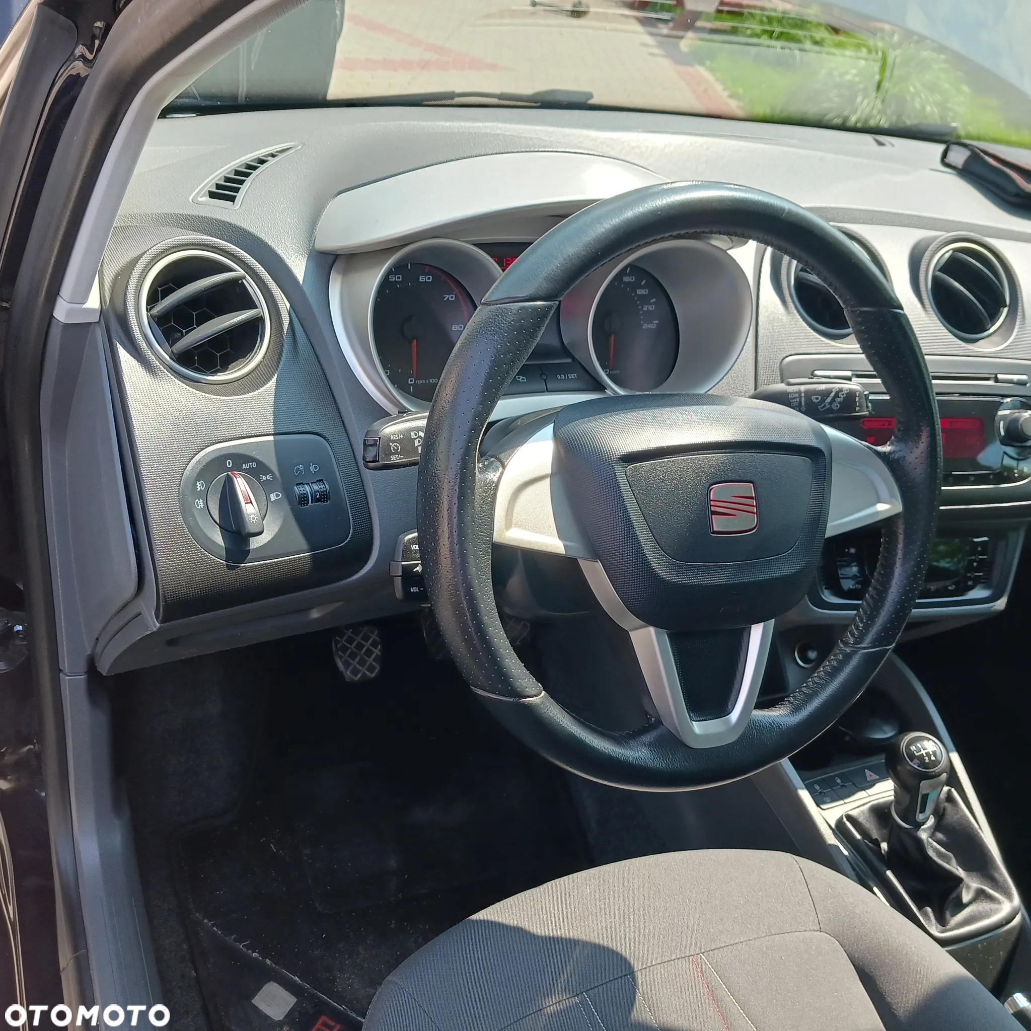Seat Ibiza - 12