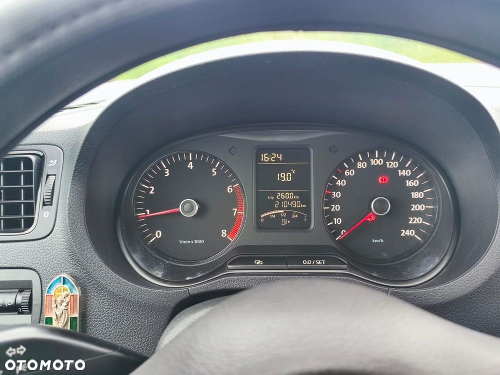 Volkswagen Polo 1.2 12V Comfortline - 14