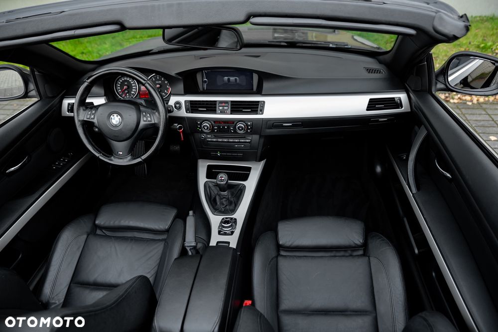 BMW Seria 3 325i Cabrio M Sport Edition - 37