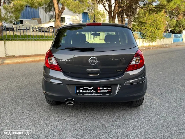 Opel Corsa 1.2 Go! FlexFuel - 6