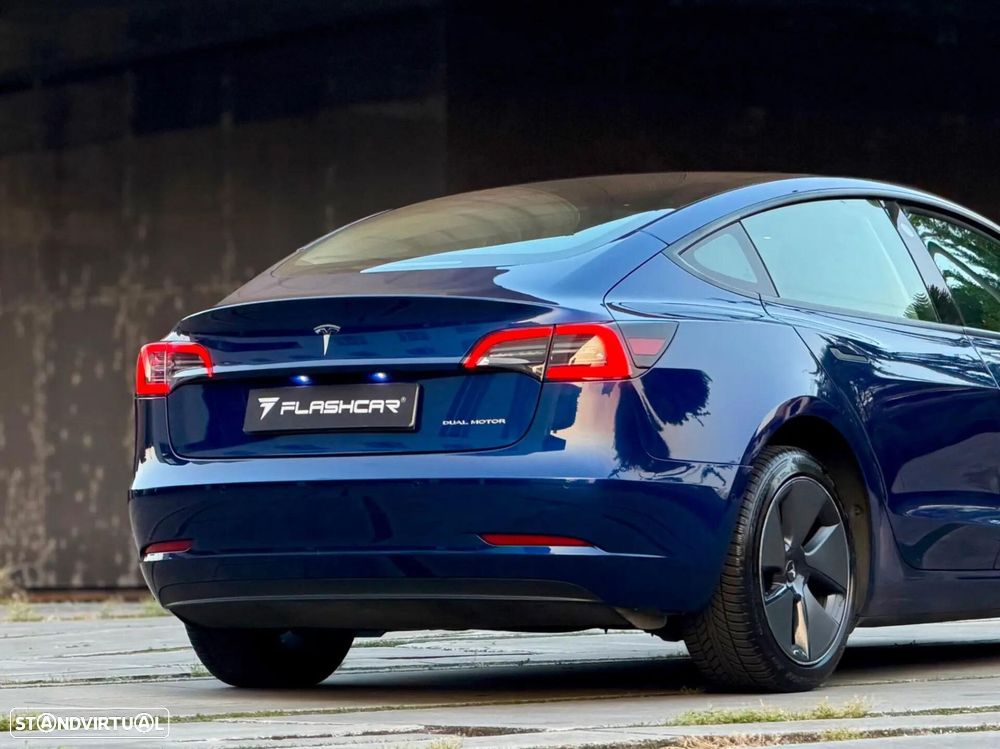 Tesla Model 3 - 14