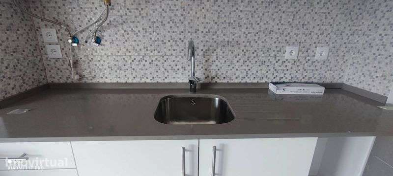 Arrendamento de apartamento t3 em Arranhó - Grande imagem: 3/5