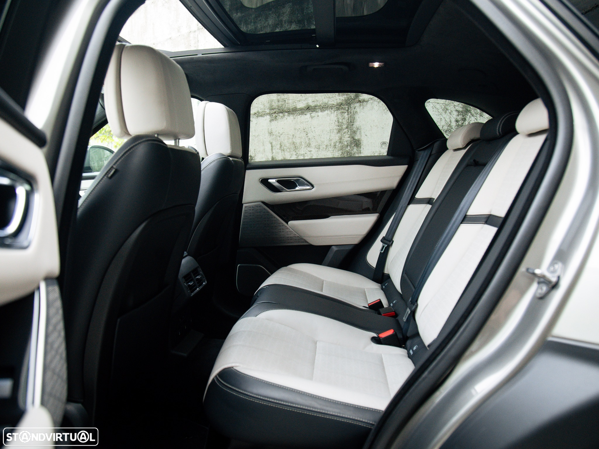 Land Rover Range Rover Velar D300 Dynamic HSE - 26