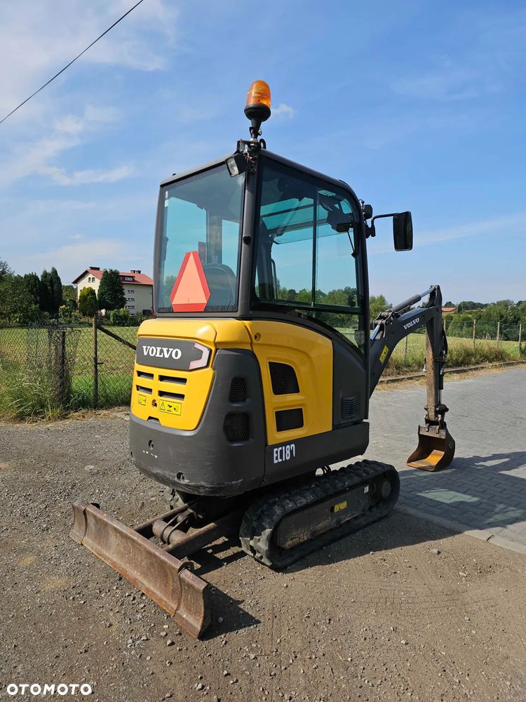 Volvo EC18D - 5