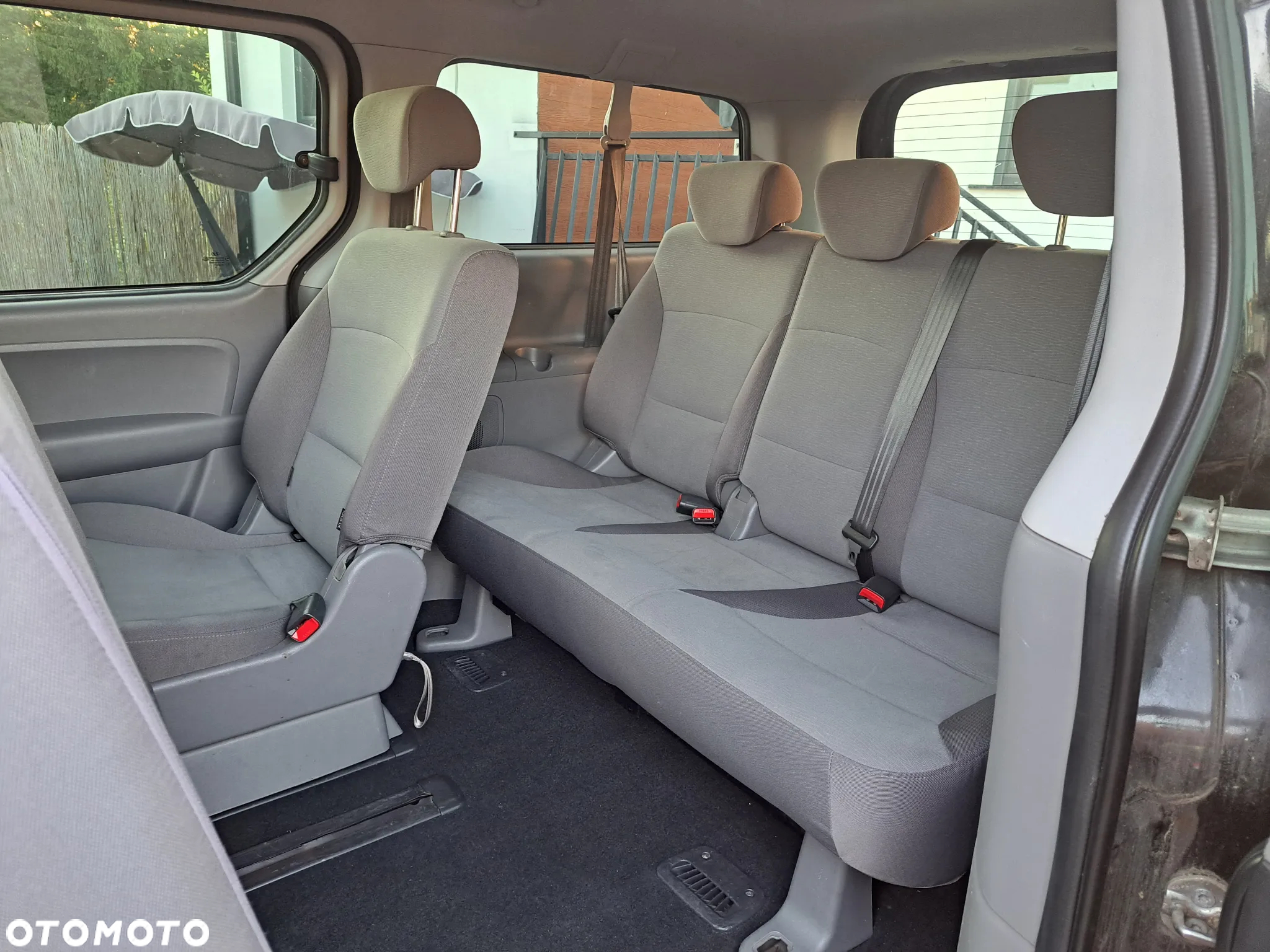 Hyundai H-1 - 14