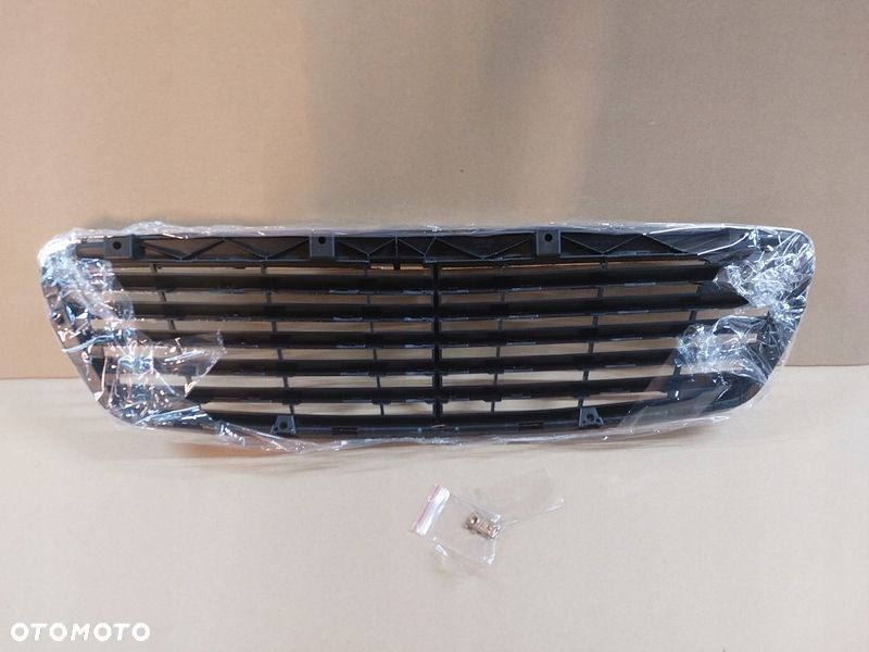 MERCEDES W211 GRILL ATRAPA 02-06 AVANGARDE NOWA - 5