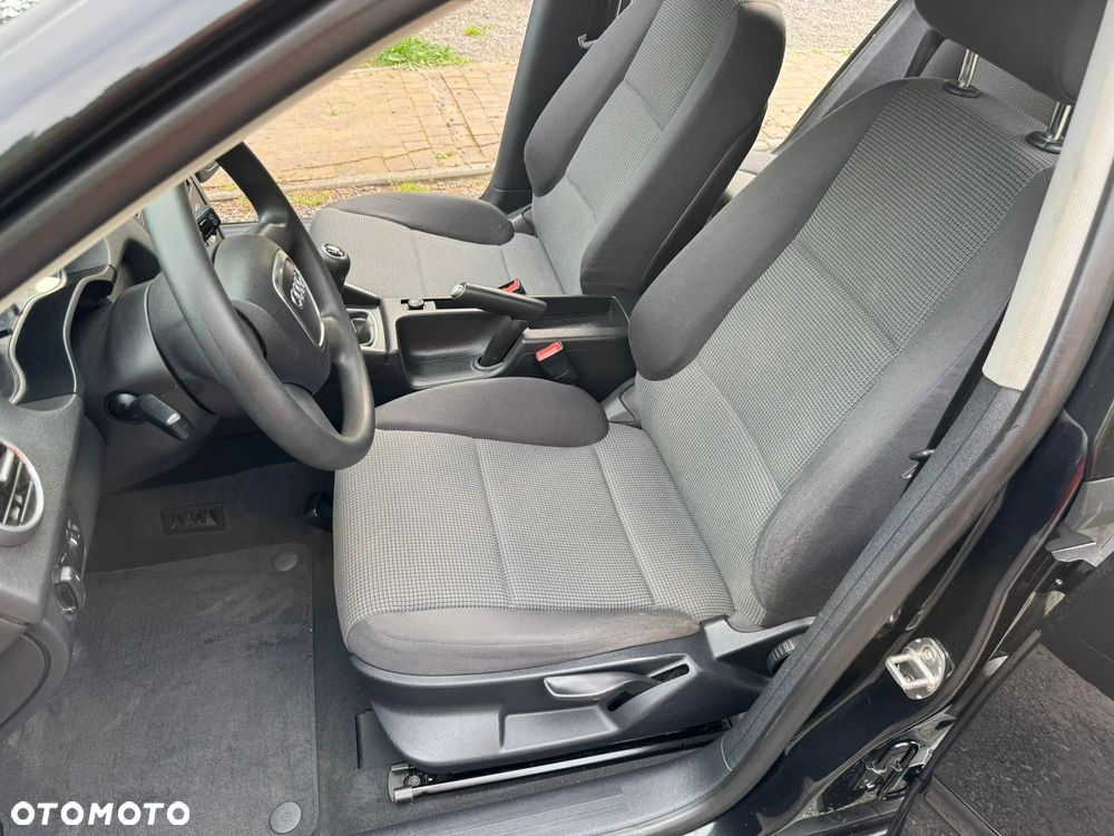 Audi A3 1.6 Attraction - 13