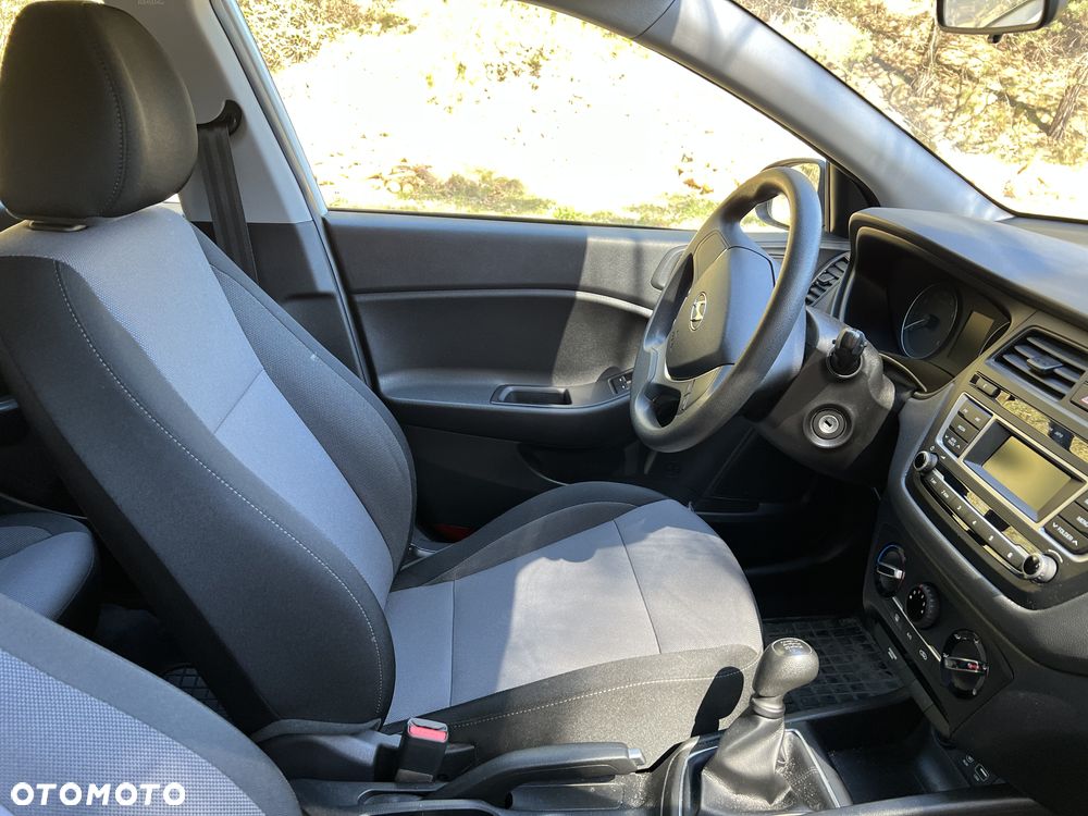 Hyundai i20 1.2 Classic Plus - 14