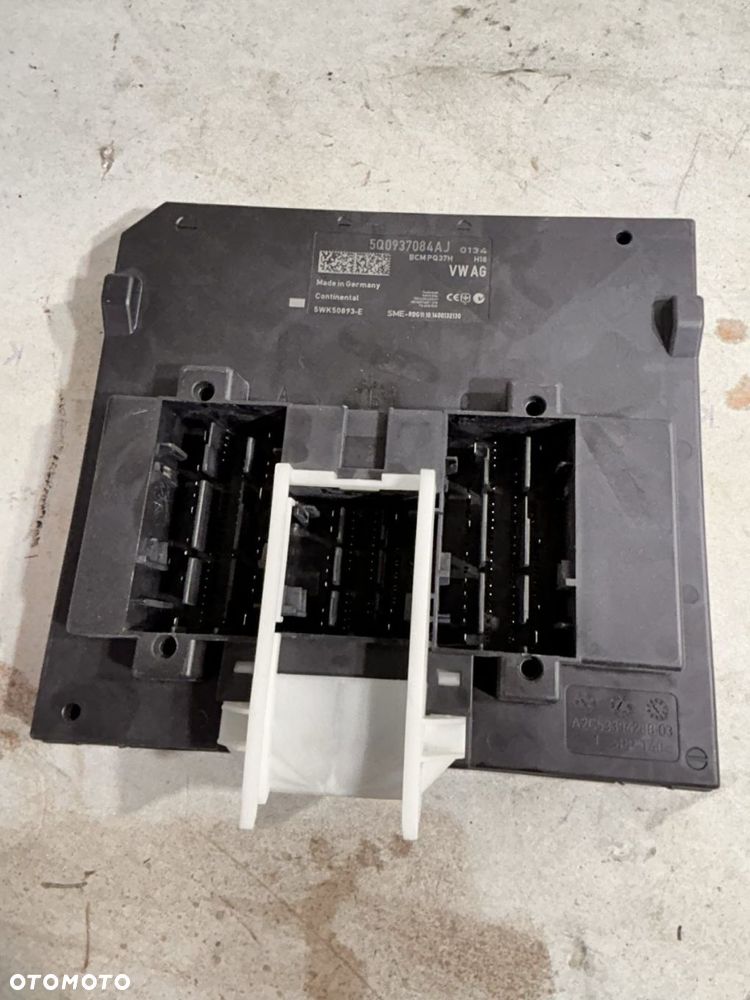 MODUŁ STEROWNIK BORDNETZ MOCY Xenon Led A3 8V GOLF 7 5Q0 937 084 AJ - 1