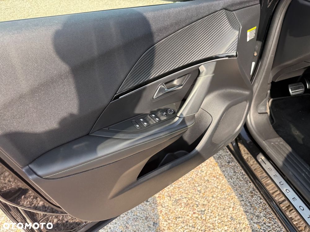 Peugeot 2008 PureTech 130 GT S&S EAT8 - 16