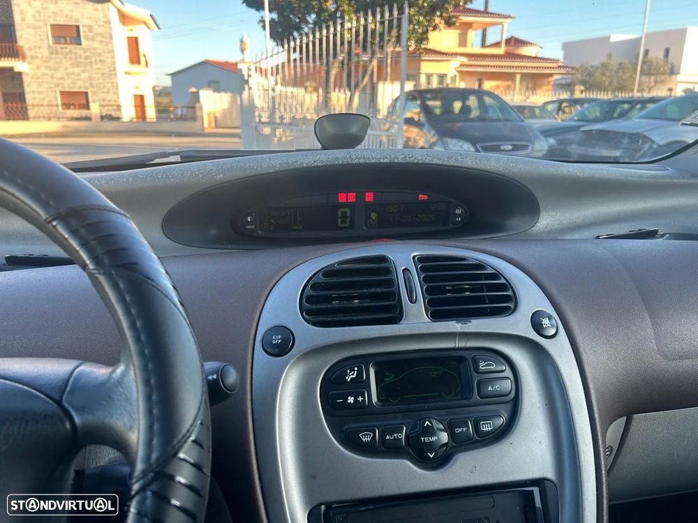 Citroën Xsara Picasso - 10