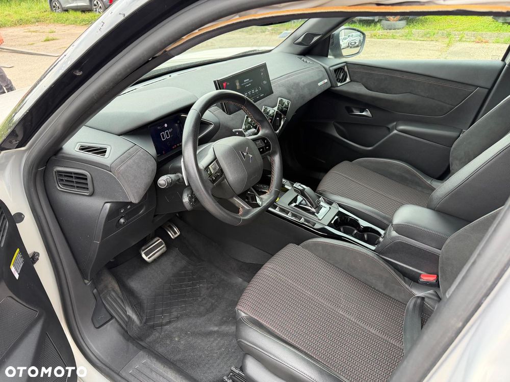 DS Automobiles DS 3 Crossback - 12