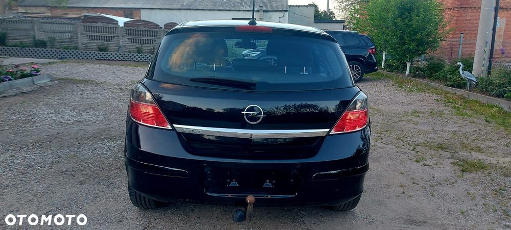 Opel Astra 1.6 Design Edition - 9
