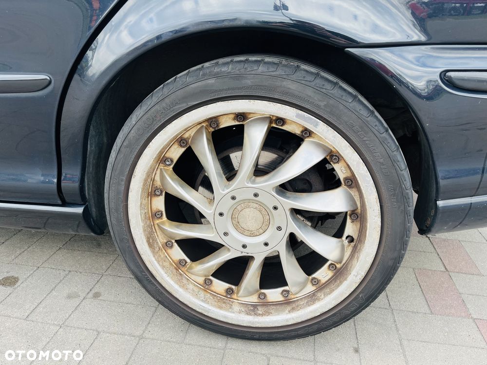 Jaguar X-Type 2.2 - 10