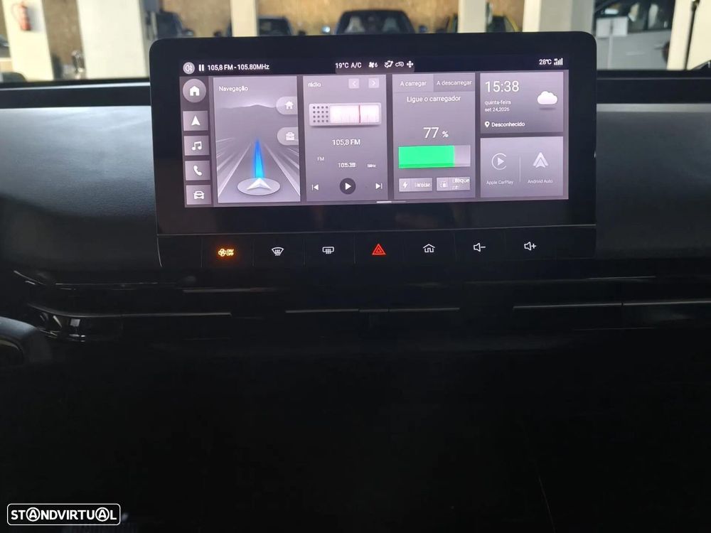 MG MG4 64 kWh Luxury - 12