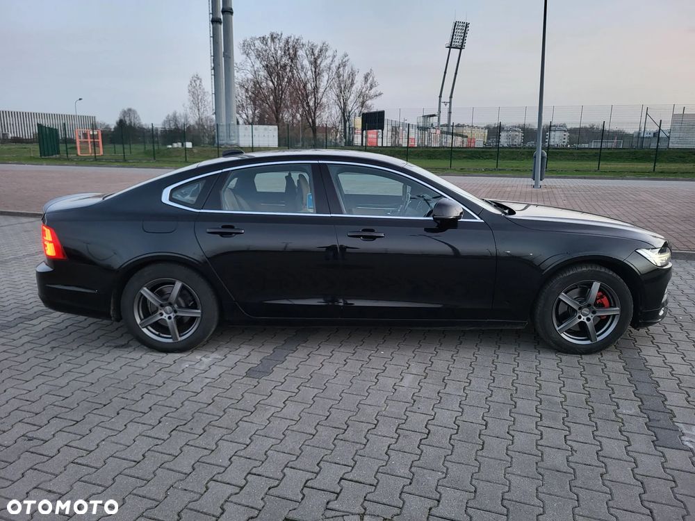 Volvo S90 D5 AWD Momentum - 11