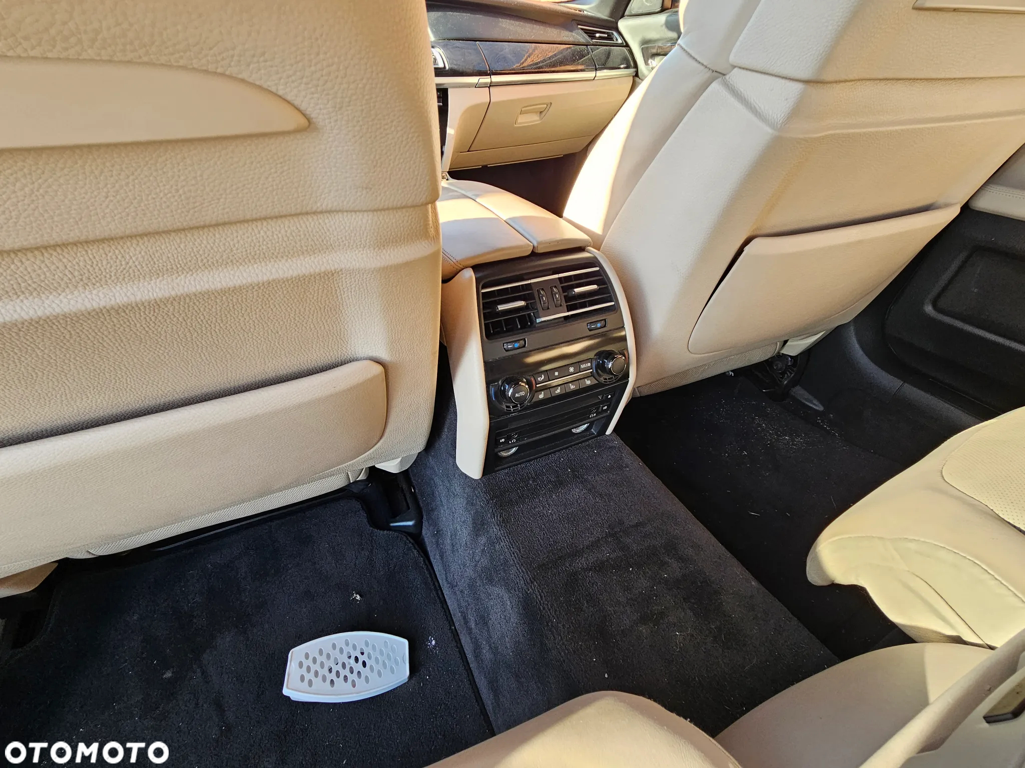 BMW Seria 7 750Li - 35