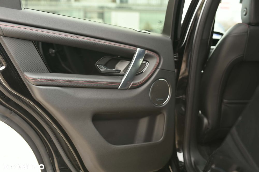 Land Rover Discovery Sport 2.0 D200 mHEV Dynamic SE - 30