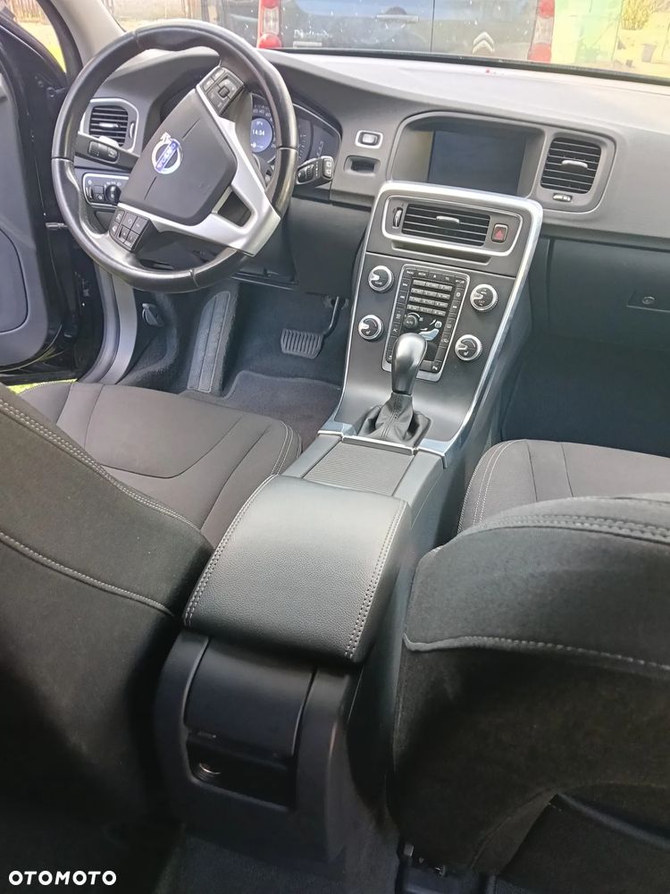 Volvo V60 D4 Geartronic - 6