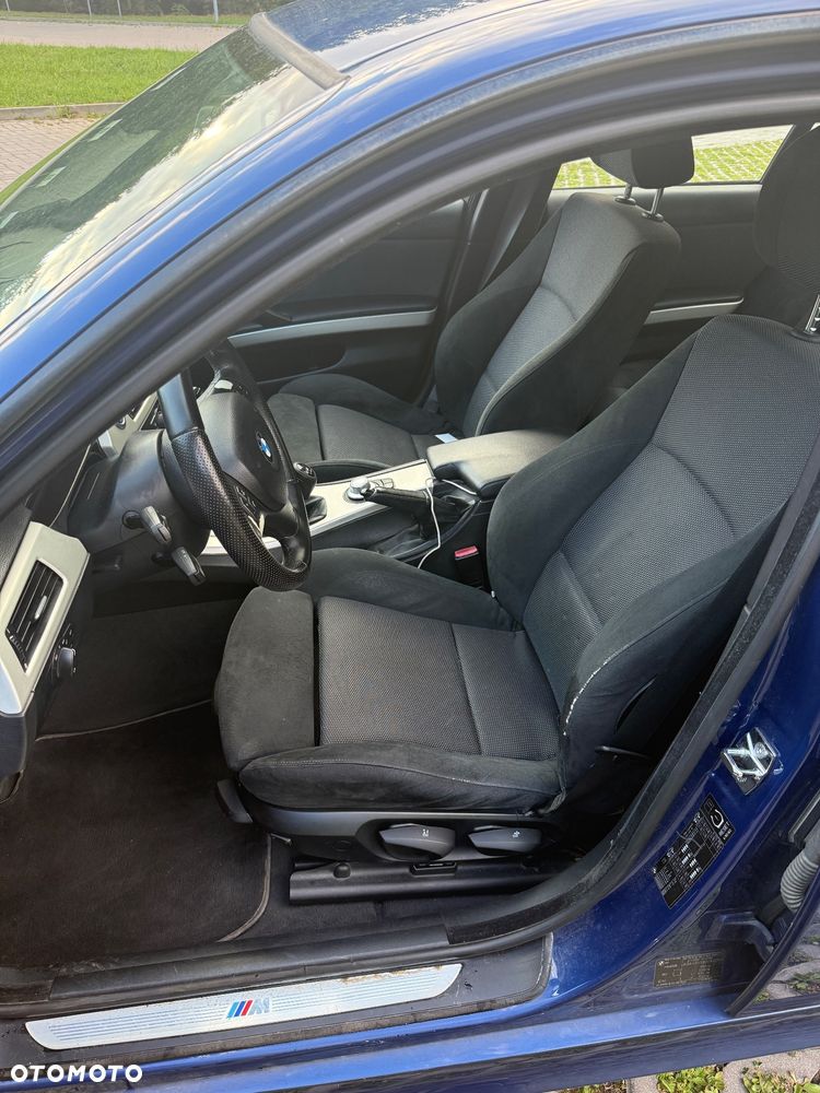 BMW Seria 3 318i - 11