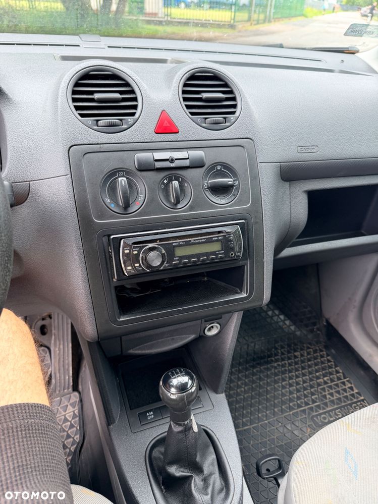 Volkswagen Caddy - 7