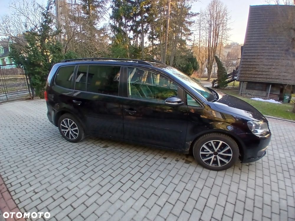 Volkswagen Touran 2.0 TDI DPF Comfortline - 6