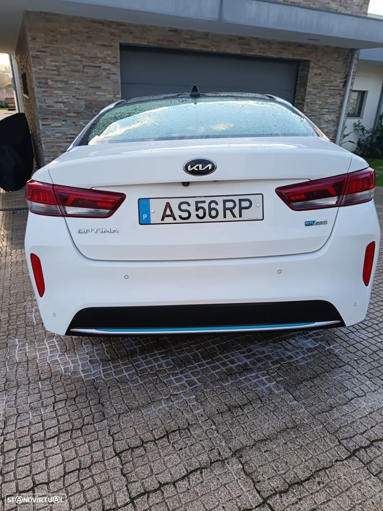 Kia Optima 2.0 CVVT PHEV - 10