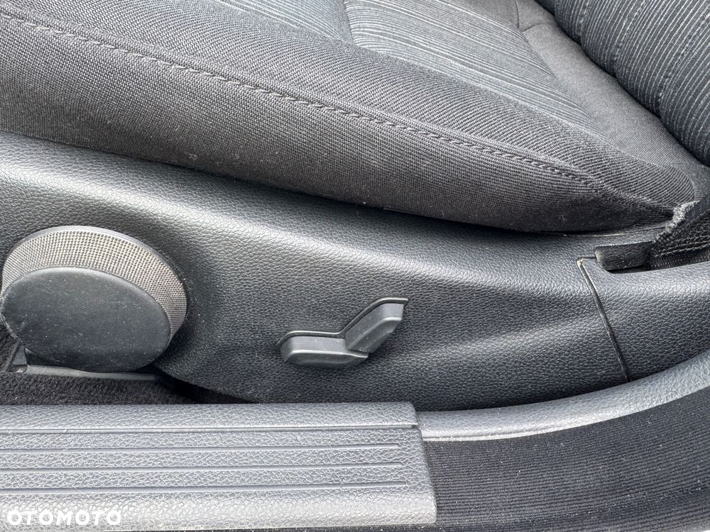 Mercedes-Benz Klasa C 180 Kompressor Elegance - 9