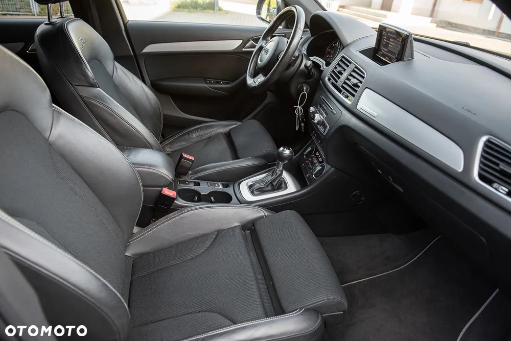 Audi Q3 2.0 TDI Quattro S tronic - 28