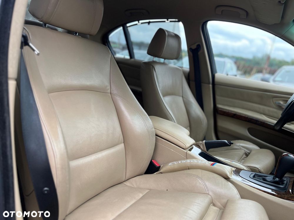 BMW Seria 3 - 22