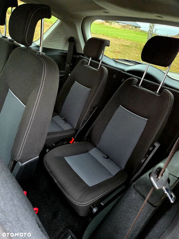 Ford S-Max 2.0 TDCi DPF Ambiente - 14