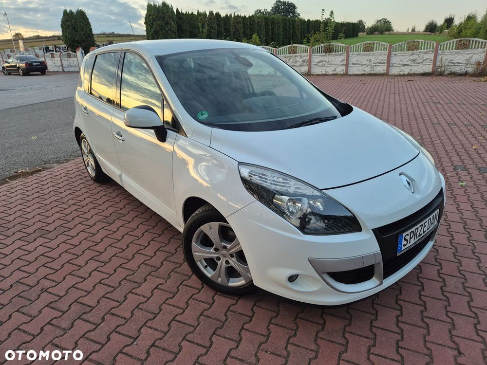 Renault Scenic 1.6 16V 110 Dynamique - 1