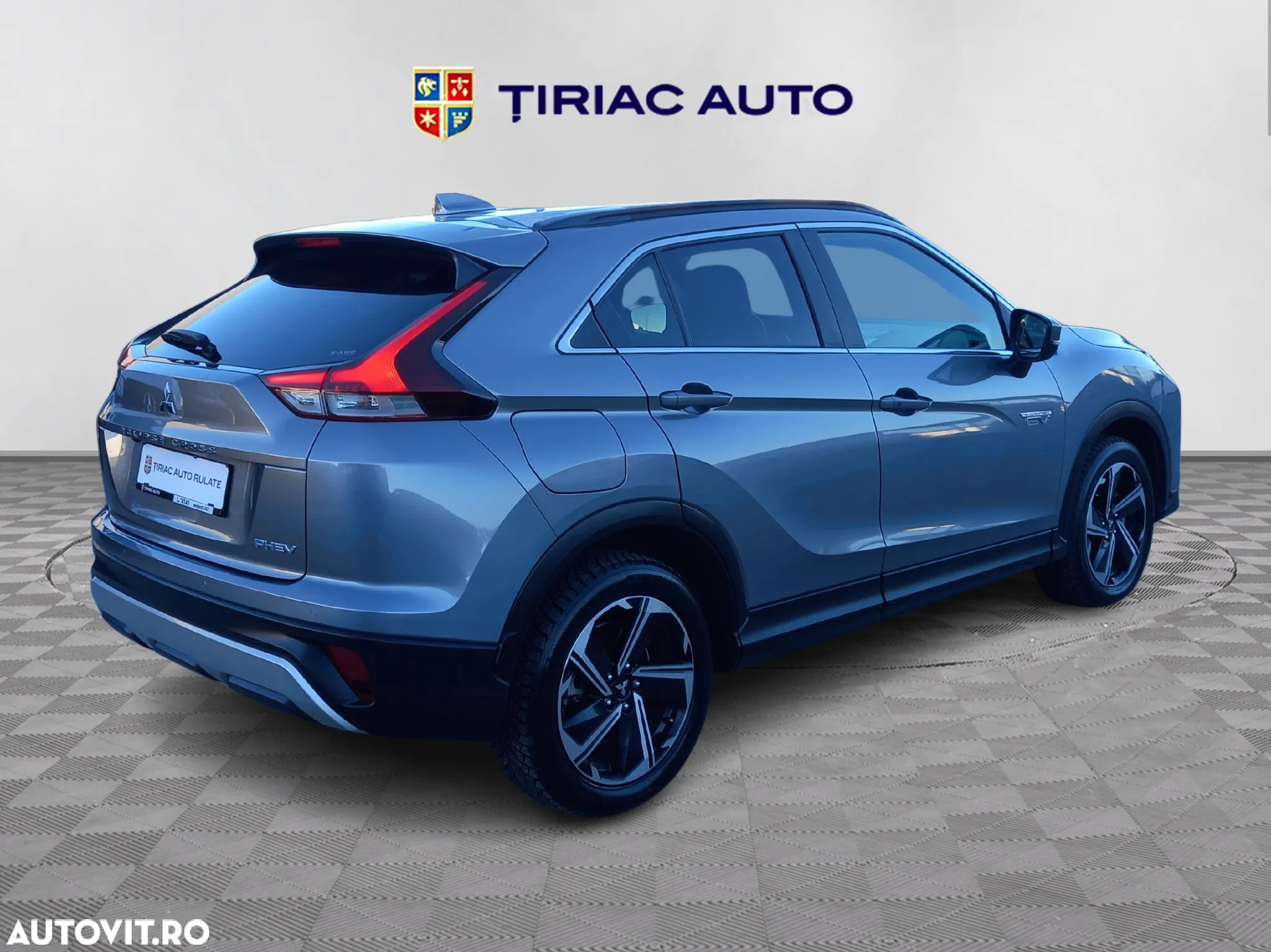 Mitsubishi Eclipse-Cross Plug-In Hybrid 4WD Plus - 6