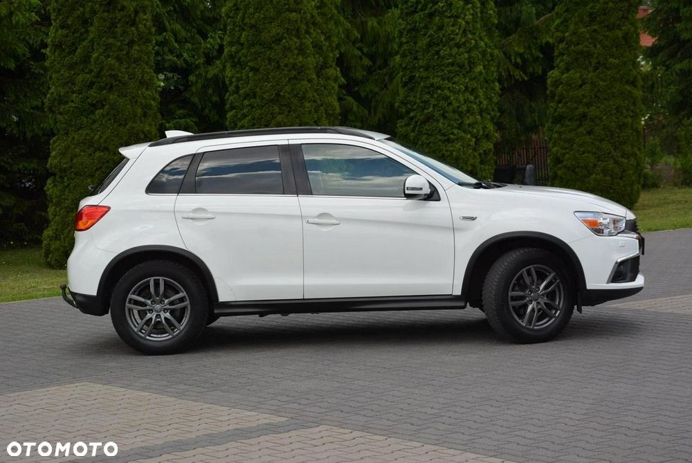 Mitsubishi ASX 1.6 Instyle - 11