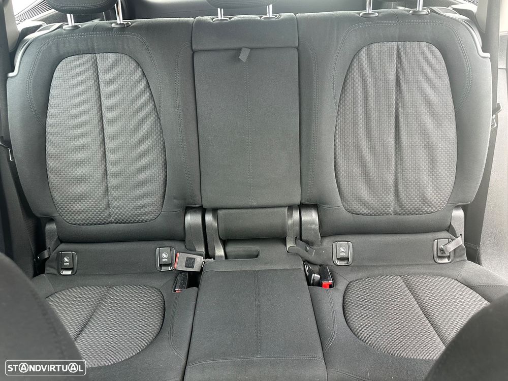 BMW 216 Gran Tourer d 7L Advantage - 21