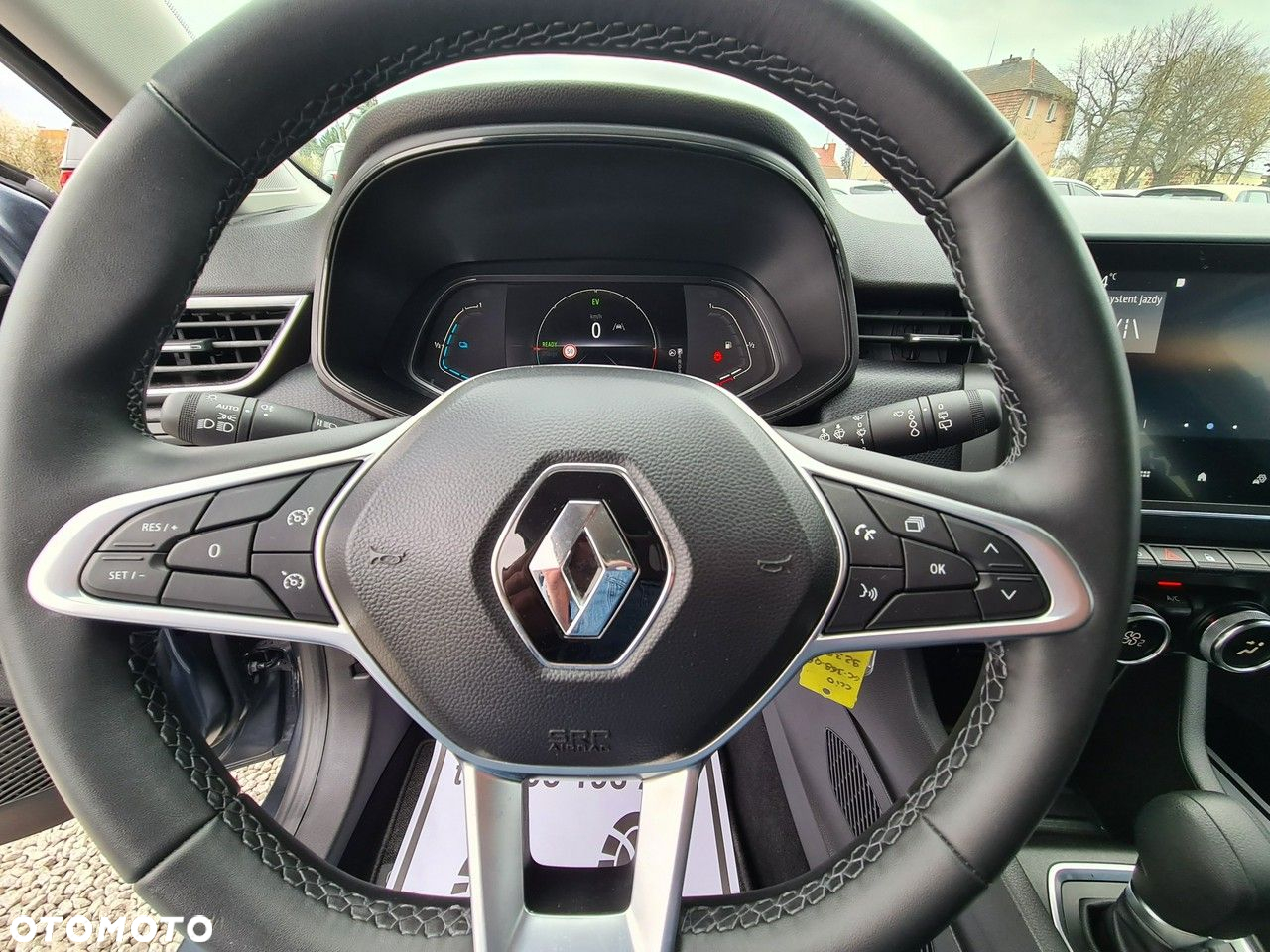 Renault Clio E-TECH Hybrid 140 EXPERIENCE - 24